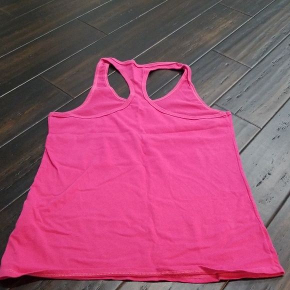 **SOLD** Nike tank top - Picture 4 of 4